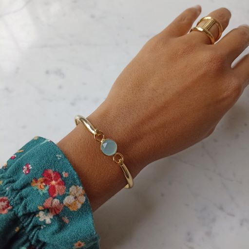 Bracelet plaqué or 3 microns pierre calcédoine bleu