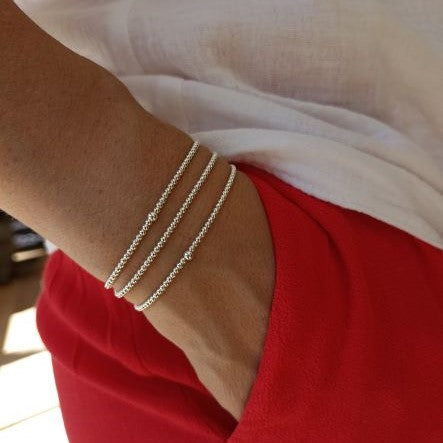 Bracelet perle et petites boules argent 925