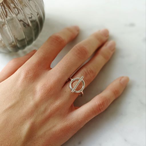 Bague rond discount et barre hermes